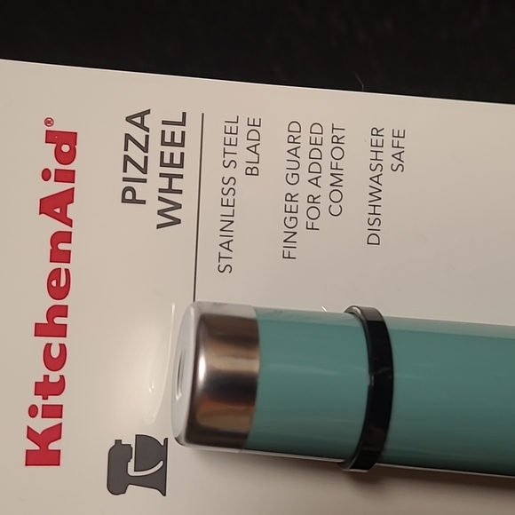 🍕KitchenAid Pizza Wheel - Picture 2 of 5